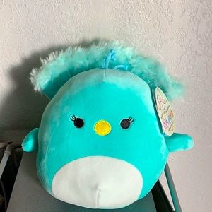 Peacock squish mellow